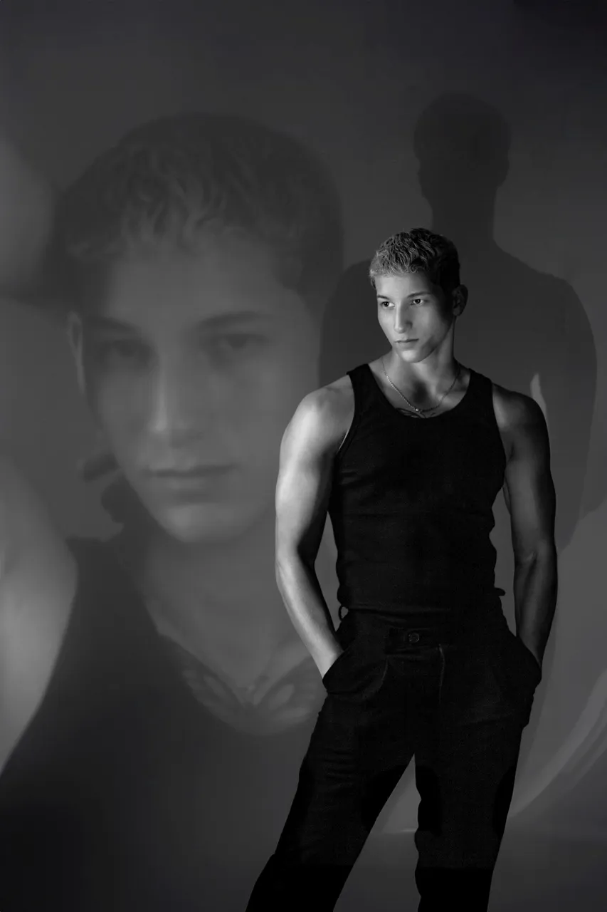 aaron (10).jpg