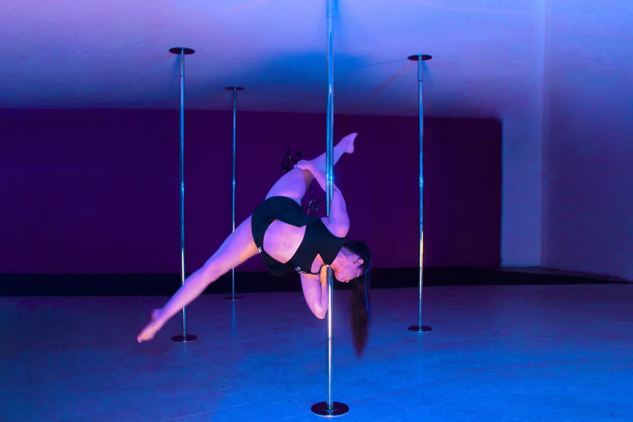POL DANCE (42).jpg