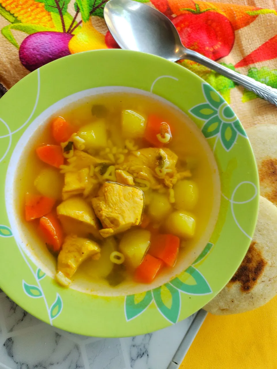 sopa-de-pollo.jpg