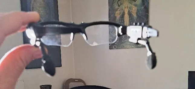 Shopping on Temu, I ordered these clear riding goggles with Bluetooth speakers.