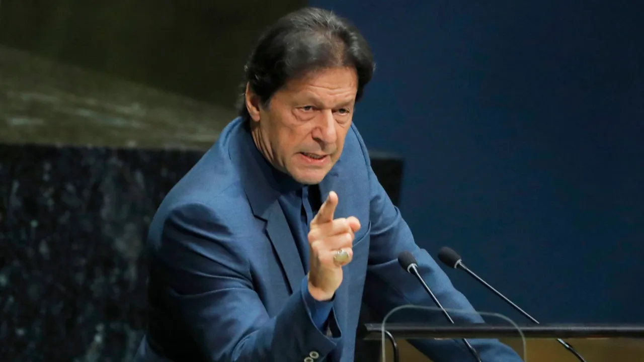 333-3336404_imran-khan-addresses-the-un-imran-khan-in.jpg