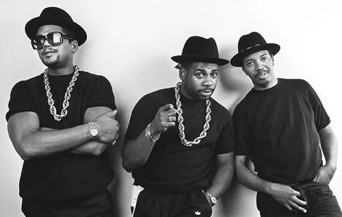 5619b7117542959eef9300842411e9b4--run-dmc-music-love.jpg