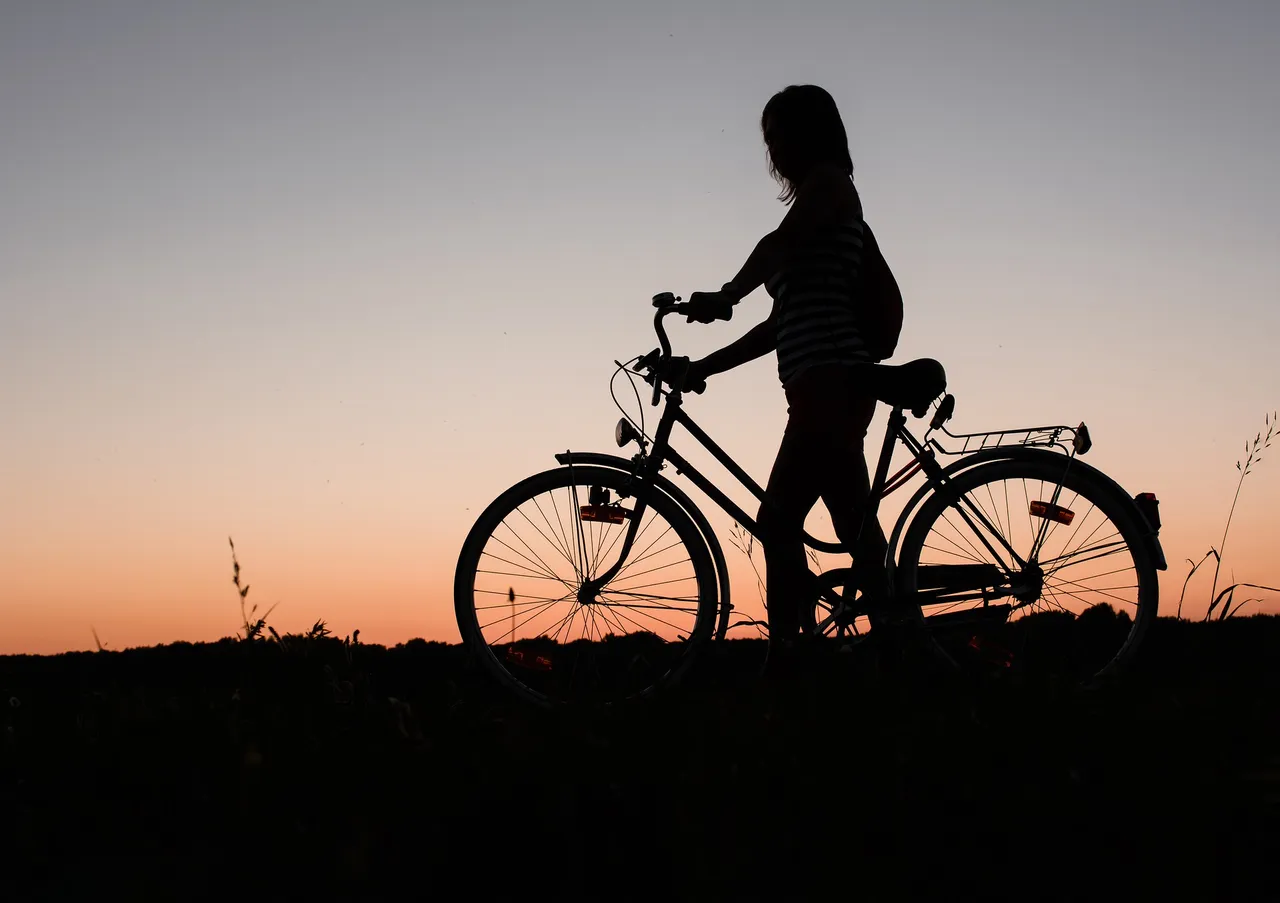 bicycle.jpg