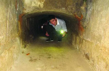 tunnel2.jpg