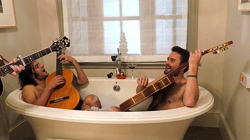 bathtub.jpg