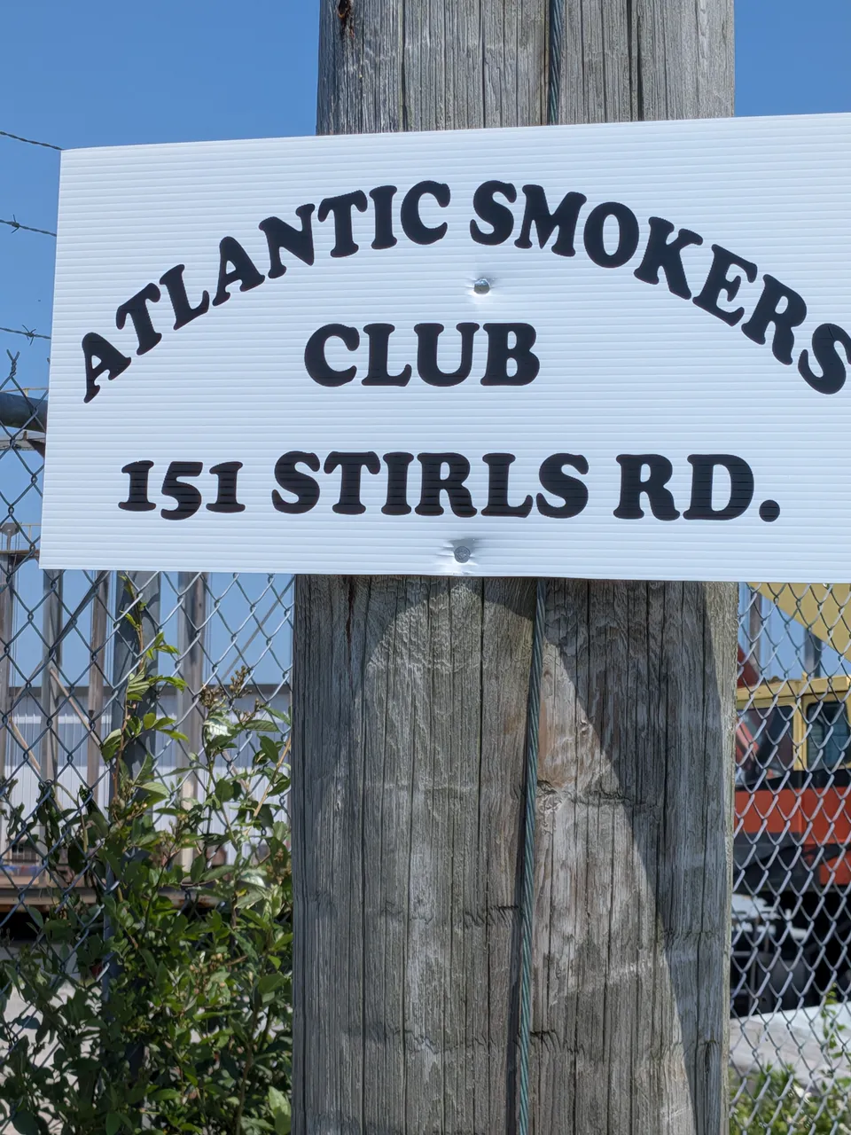 smokers-club.jpg