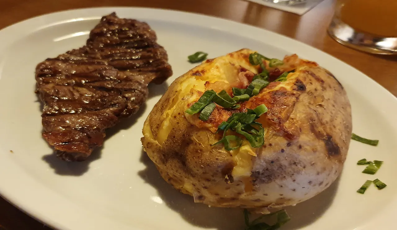 steak-n-tato.jpg