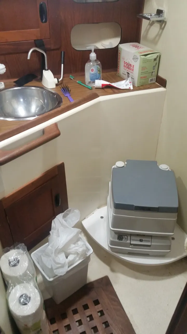 porta-pottie.jpg