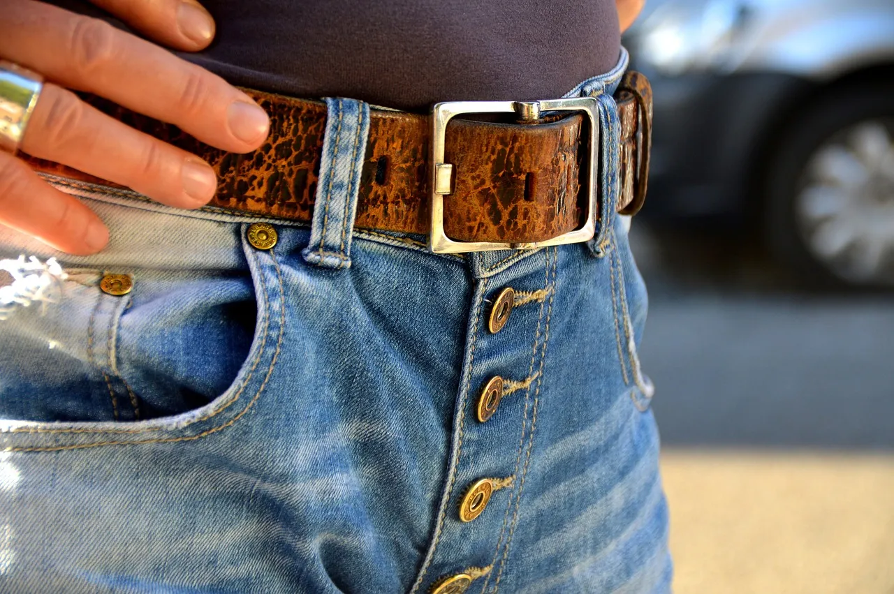 belts-1583217_1280.jpg