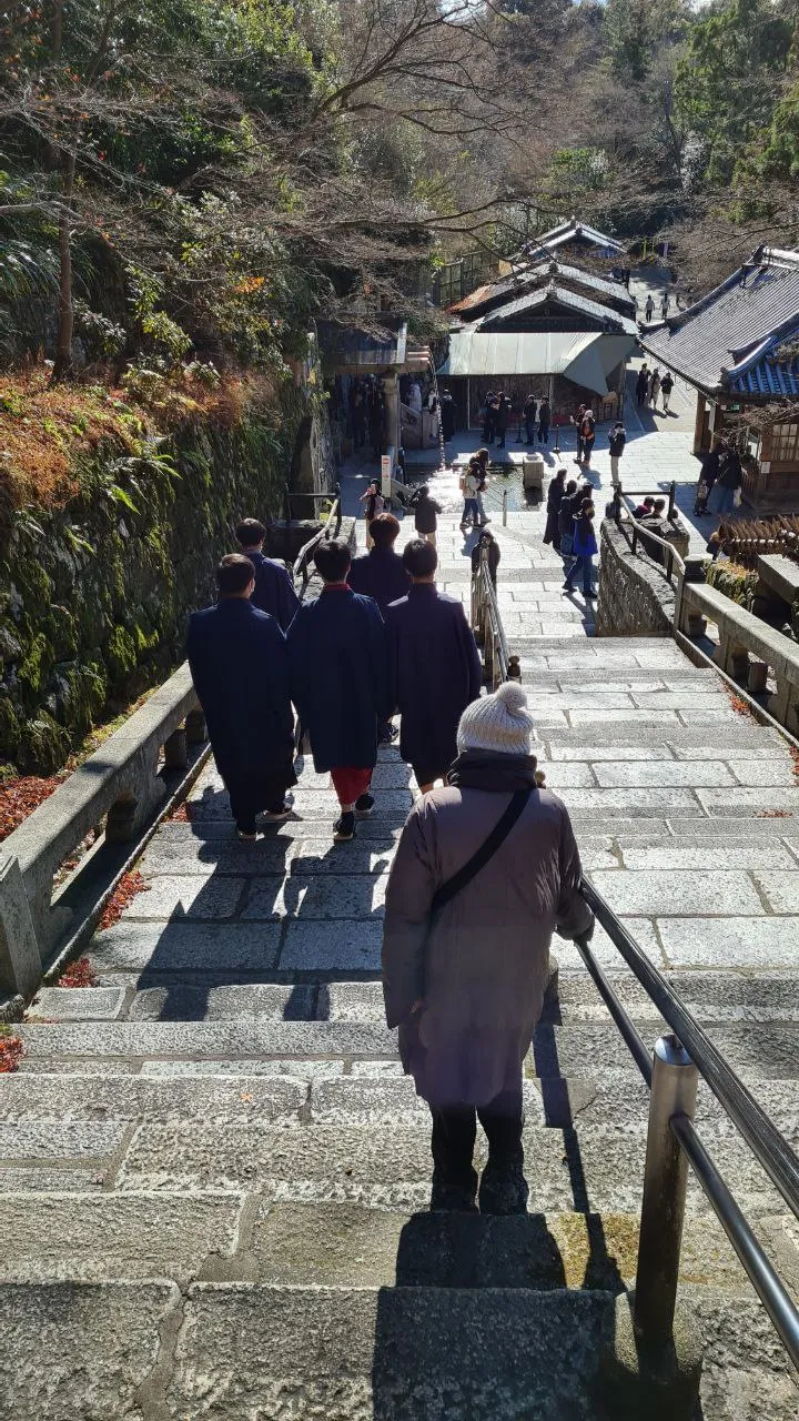 Sightseeing is done! It’s time to go down the hill!