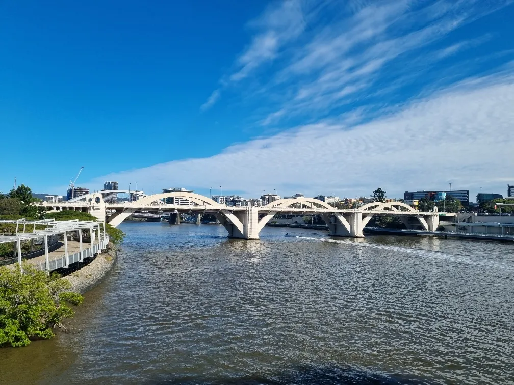 William Jolly Bridge photographed from the Kurilipa Bridge.