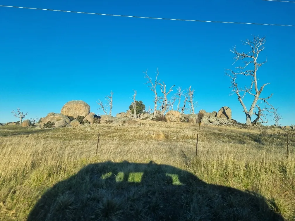 Travelling south from Sydney to Jindabyne we passed through some interesting country side.