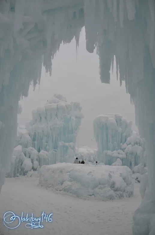 ice_castle5.jpg