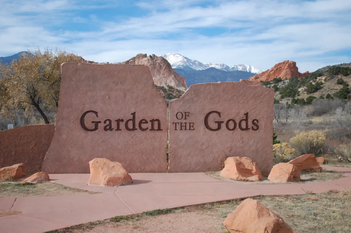 GardenGods1.png