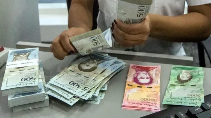 maduro-anuncia-aumento-salarial-del-58-sueldo-integral-se-ubicara-en-un-millon-307-mil-bolivares-678x381.jpg