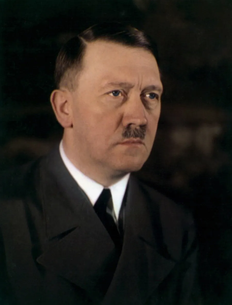 Hitler 6