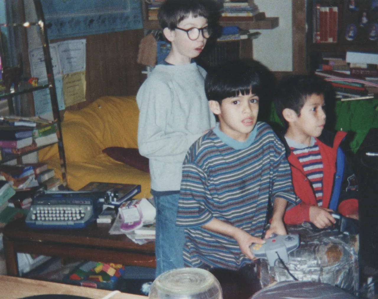 1999 apx Joey Mexican Friends N64 Living Room.png