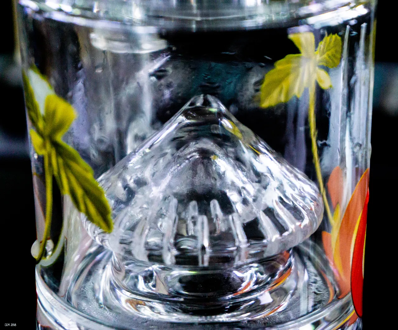 Dab rig double mushroom perc macro high angle.jpg