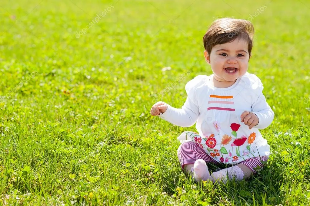 depositphotos_23707609-stock-photo-little-girl-sit-on-grass.jpg