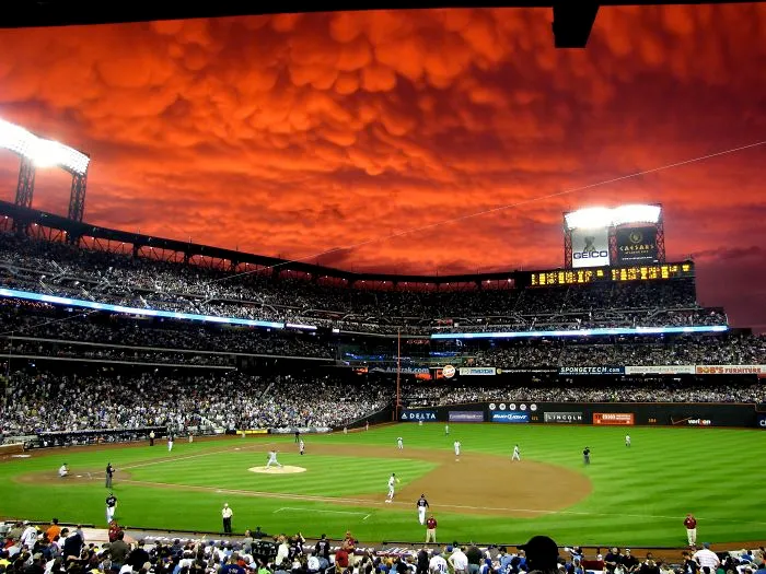 Unbelievable-Not-Photoshopped-Photos-Real-93-58b057a3095e7__700.jpg