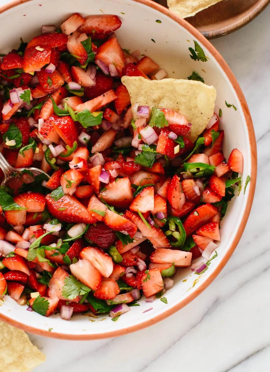 strawberry-salsa-2.jpg