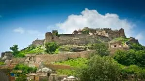 kumbhalgarh fort.jpg