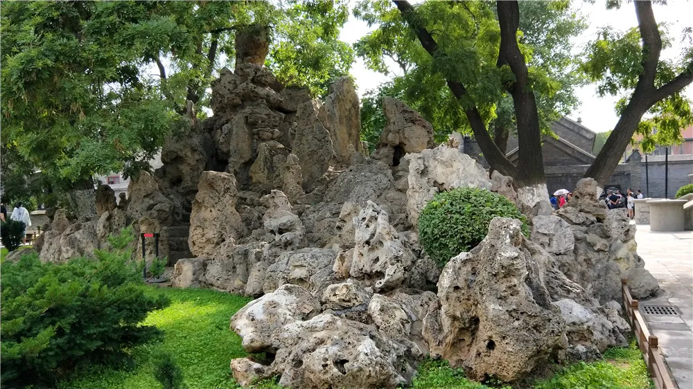 假山.jpg