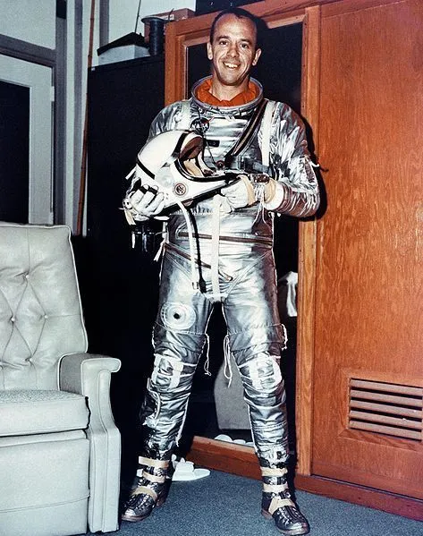 473px-Alan_shepard.jpg