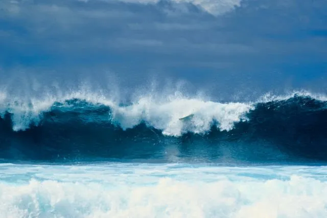 wave-ocean-640x426.jpg