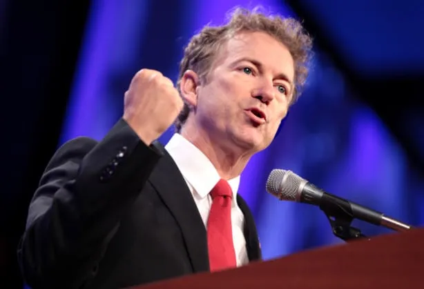 rand paul fist.jpg