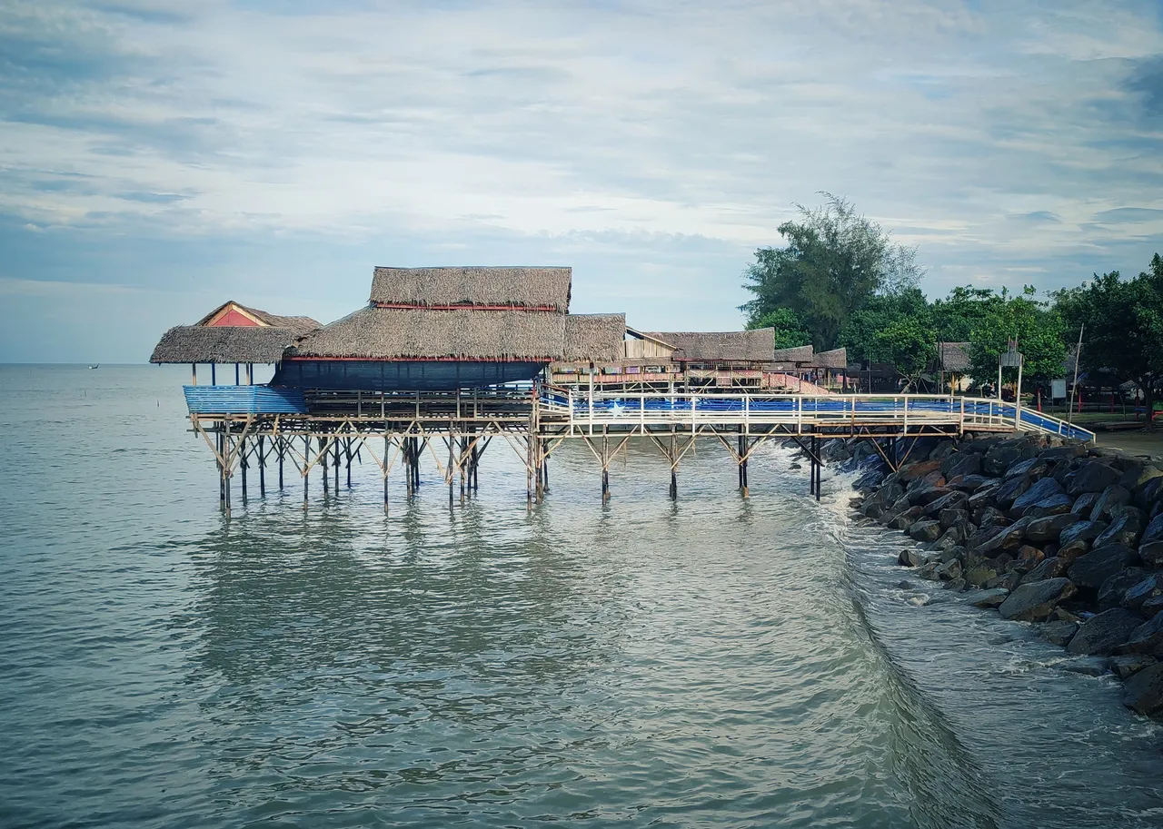 Caffeine-inspired floating coffee shop