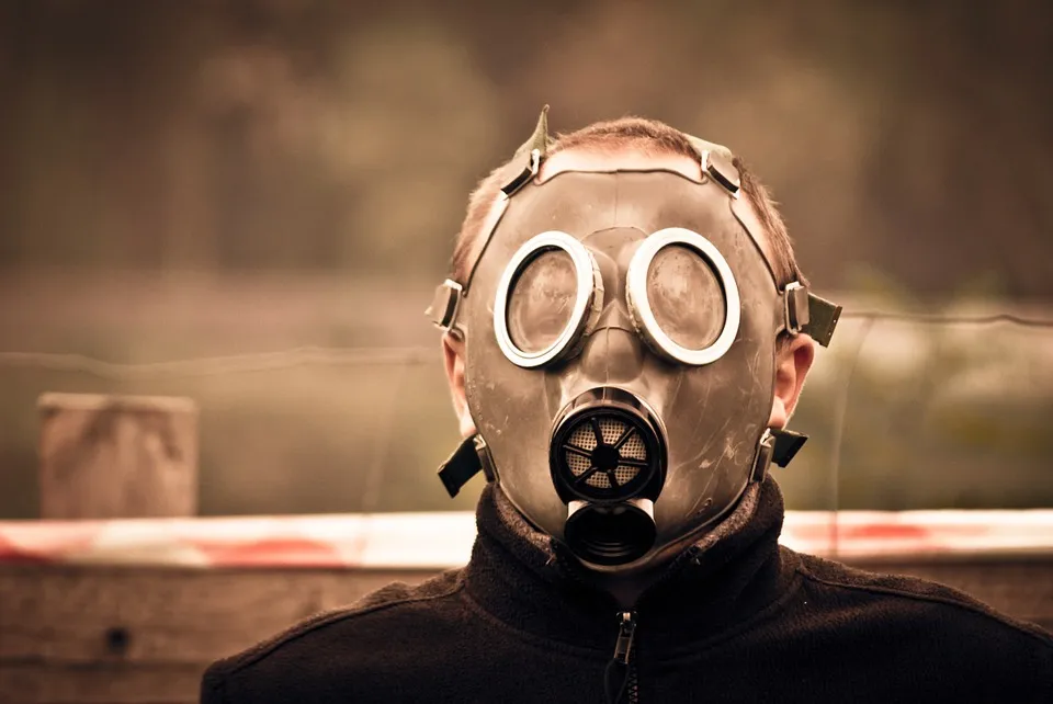 gas-mask-469217_960_720.jpg