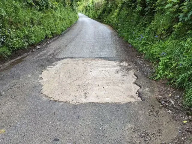 cornwall pothole 1.avif