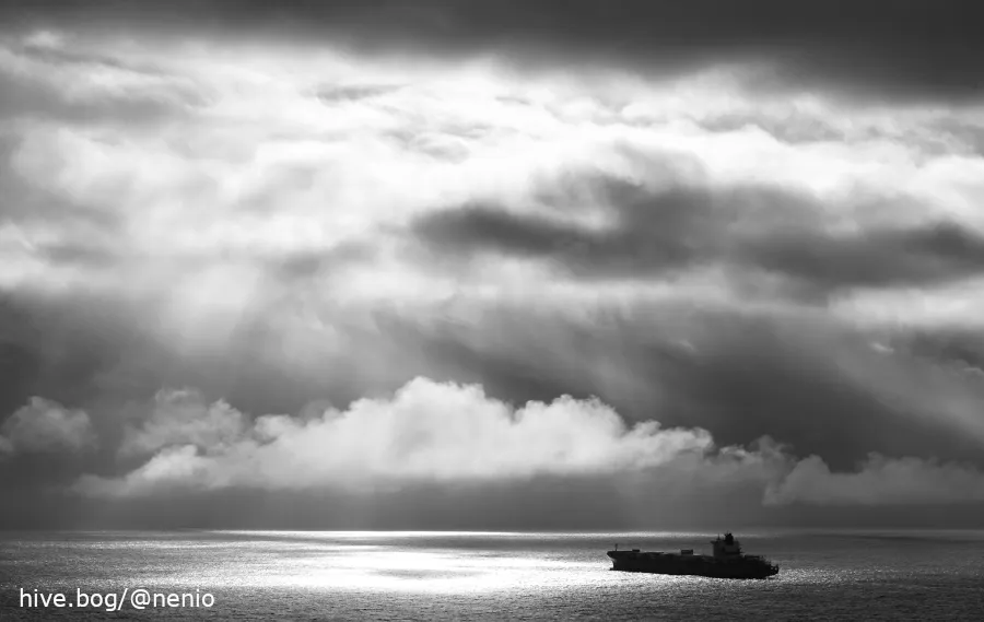 mysterious-clouds-01-bw.JPG
