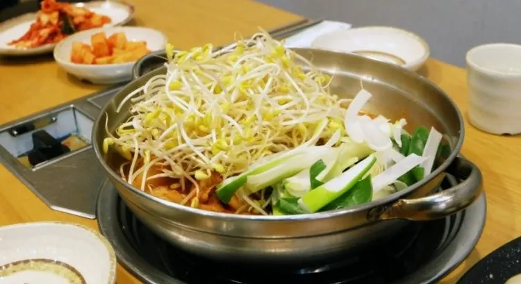 락빈칼국수2.JPG