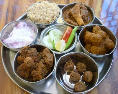 Indian-Non-Veg-Thali-1.jpg