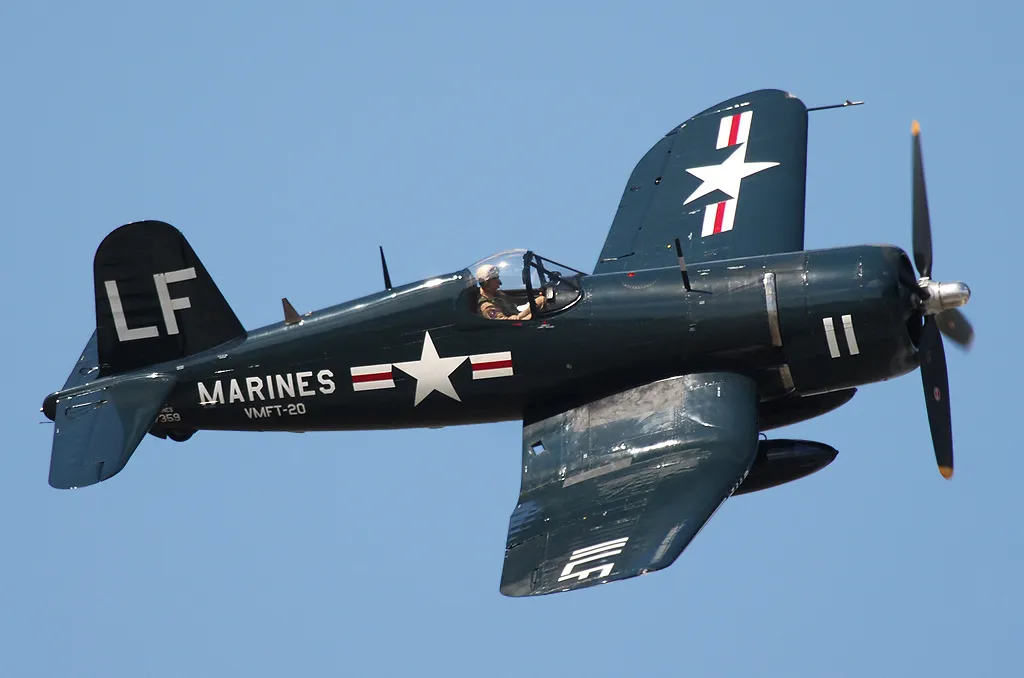 Vought F4U Corsair.jpg