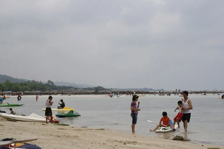 Pantai Pasir Putih.jpg