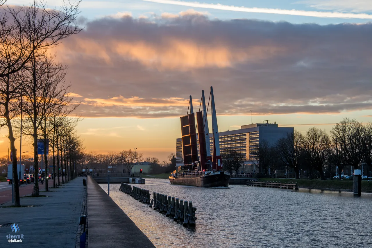 middelburg_draw_bridge.jpg