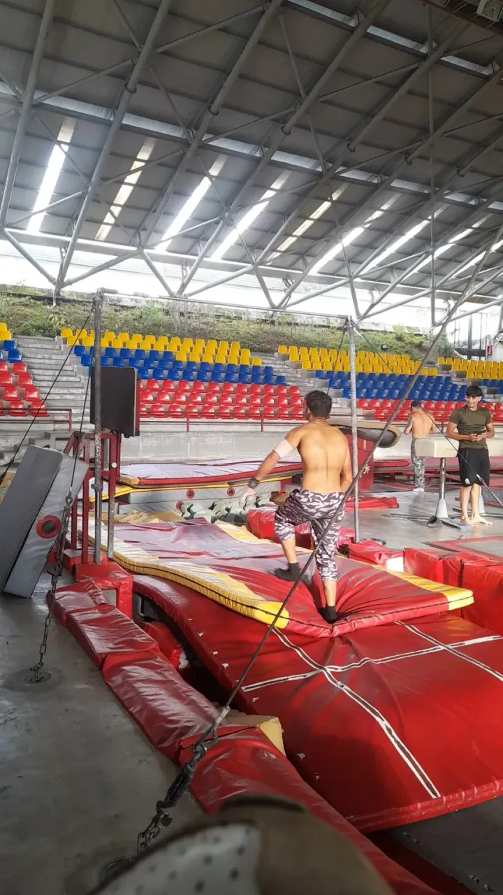 1aK5xAMNhHUEs5sy_1000191443.webp