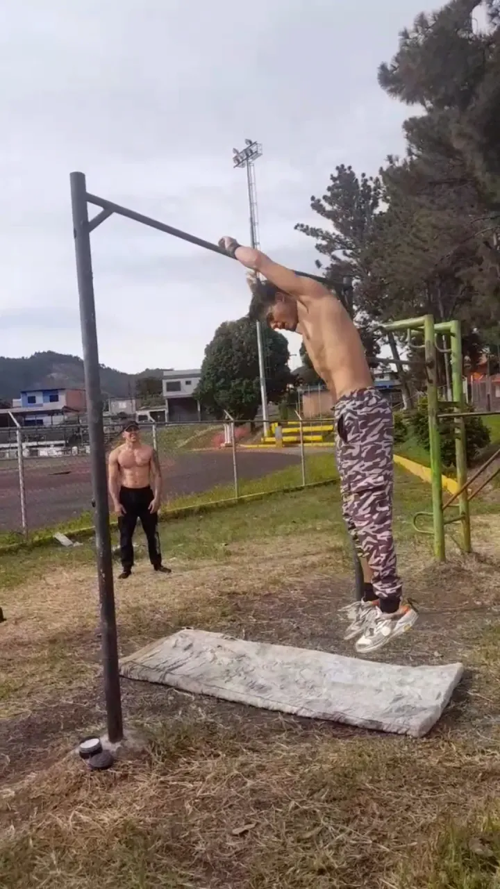 59Eol9wEkPuPGcrN_1000172841.webp