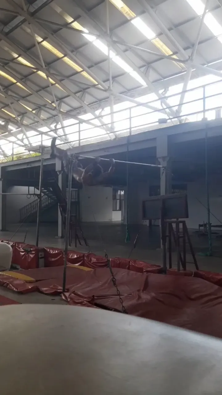 TxHCWaCKNrobOrCq_1000154386.webp
