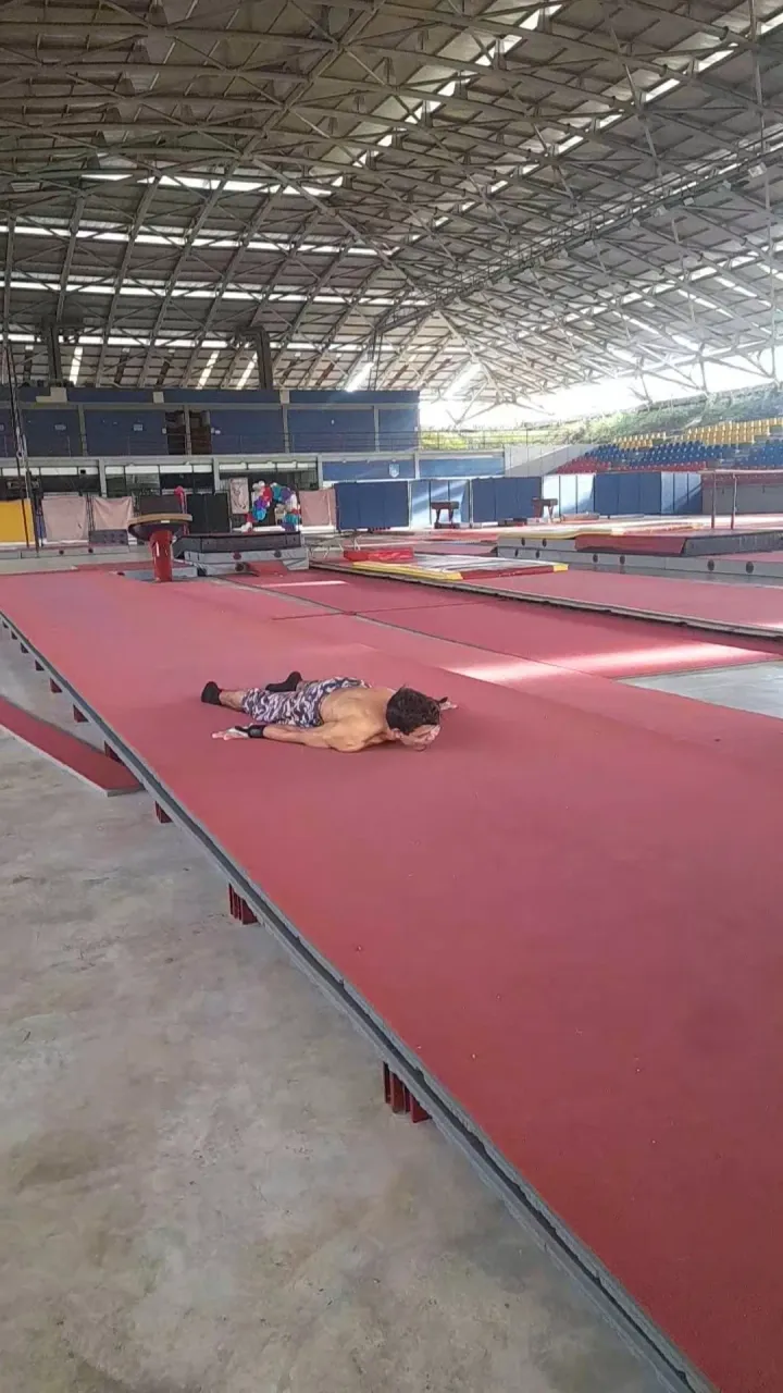 ihkiAW3X6YyMExrr_1000234301.webp