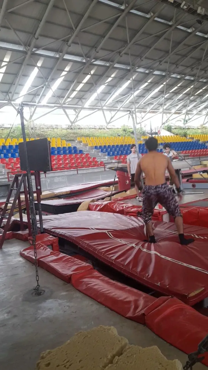 l9uV4oraLPNImgii_1000218043.webp