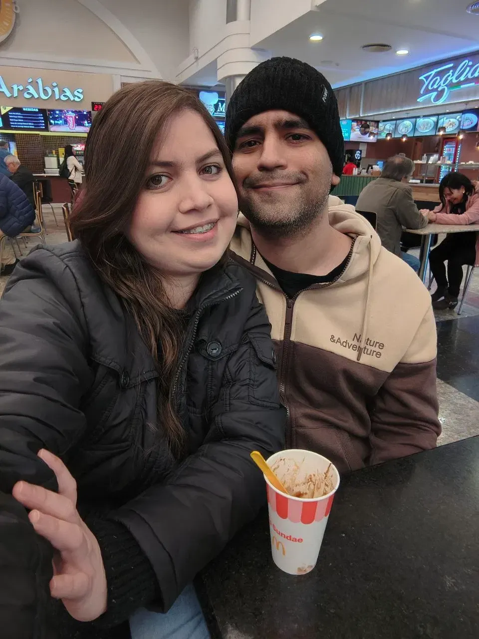 0b2V9H6SLkO5kBpa_1000040763.webp
