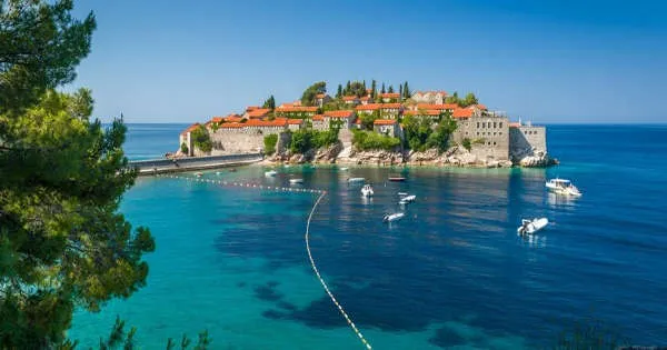 Sveti-stefan-budva-2-870x400.jpeg