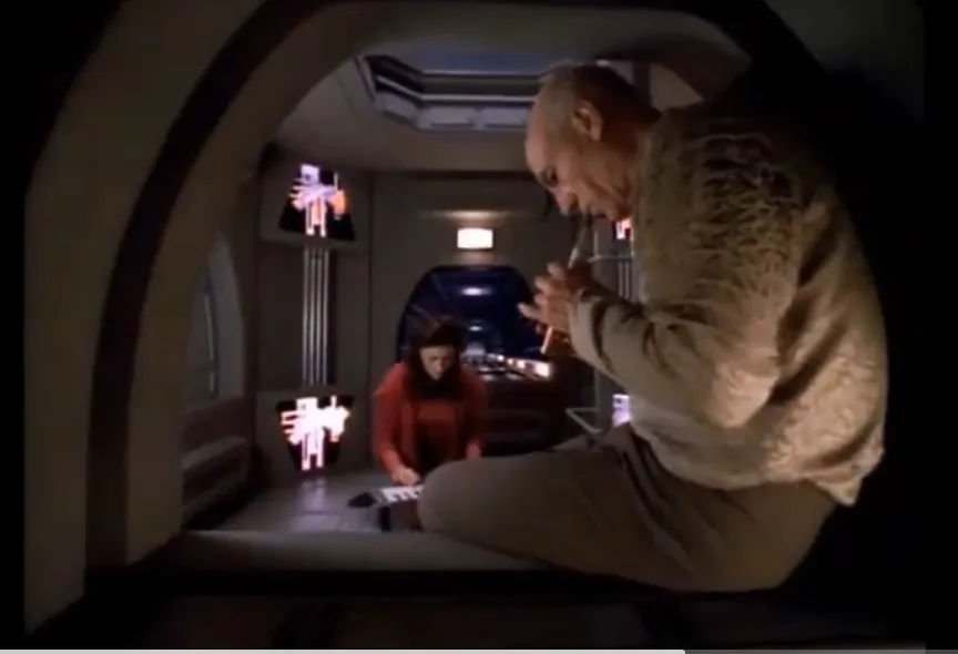 Screenshot_20250525_202239_YouTube.jpg