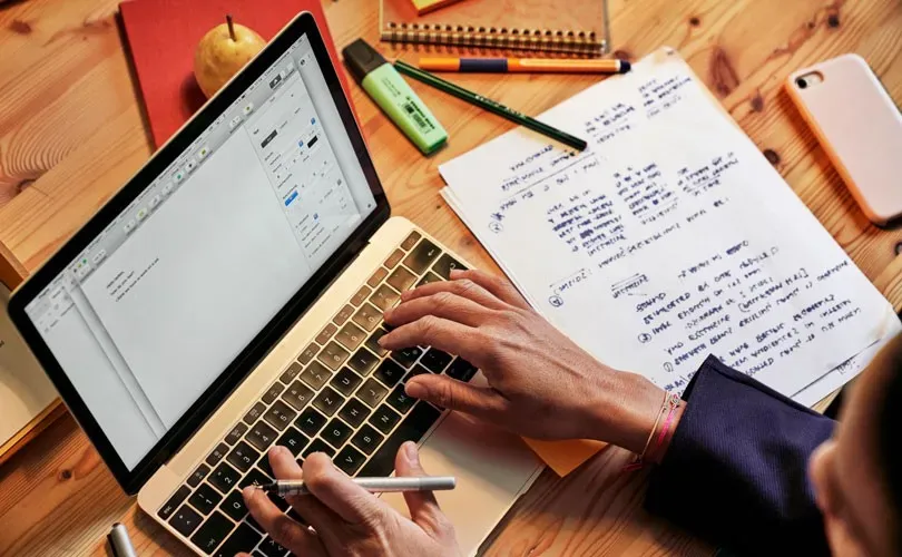 expert-tips-for-writing-job-posts.webp