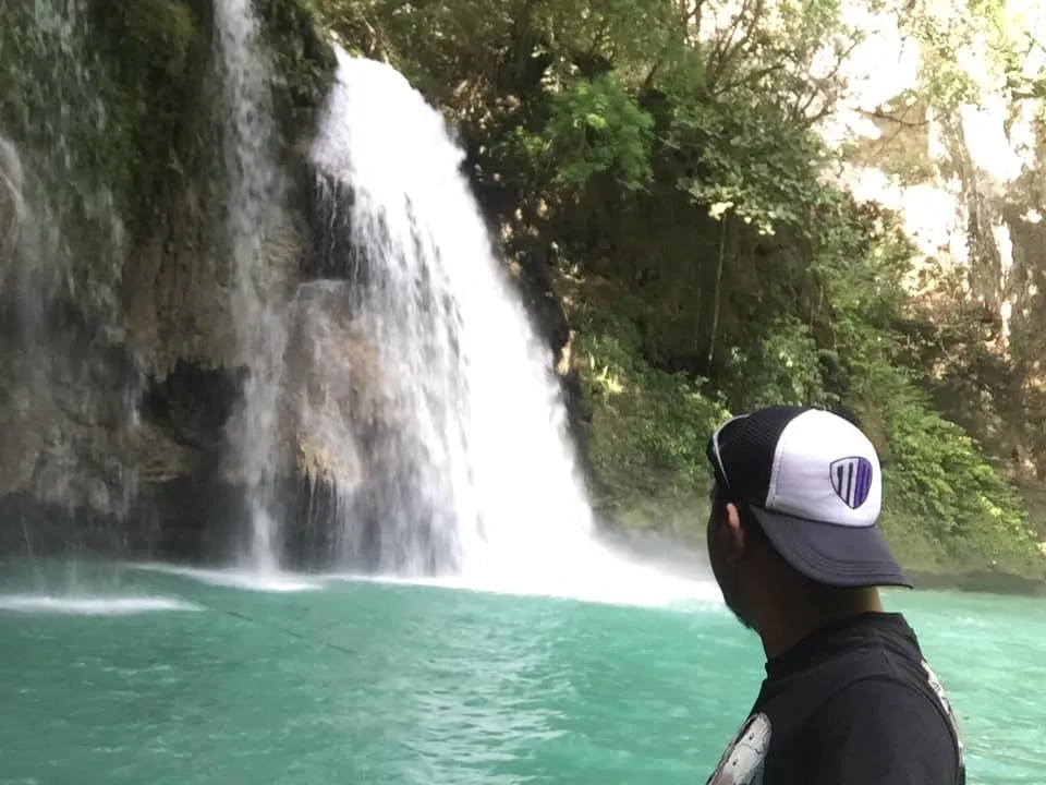 My unplanned trip to Kawasan Falls