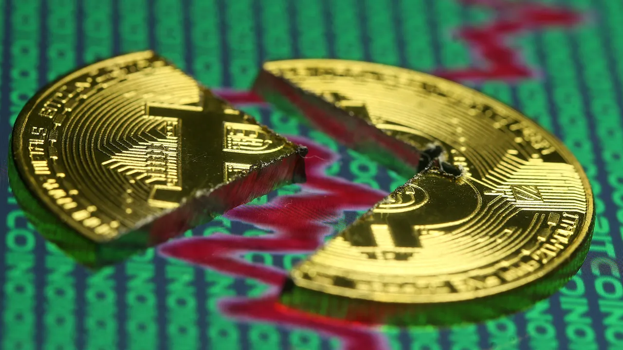 MW-GA682_bitcoi_ZG_20171221213356.jpg